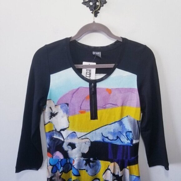 NEW Dolcezza Simply Art Dress Size S Abstract Wearable Art $155 - Picture 3 of 4